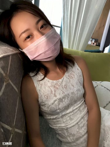 60岁女人摸一下就有水